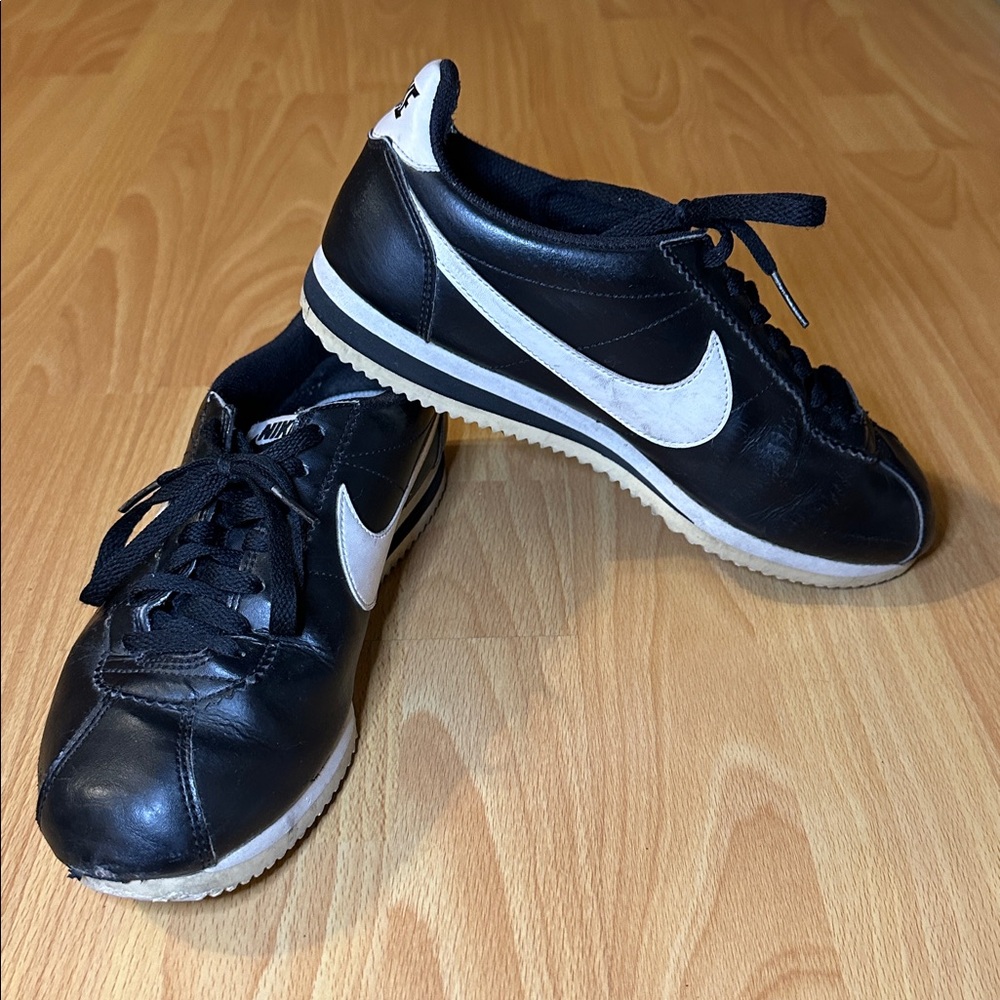Women's Nike Cortez Black White Leather Athletic Shoes